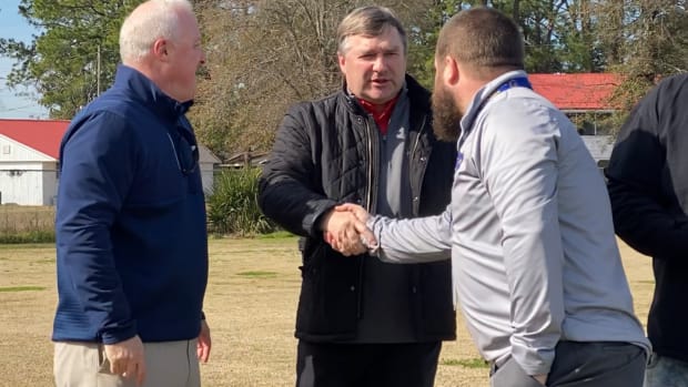 Kirby Smart visits Brunswick High School.